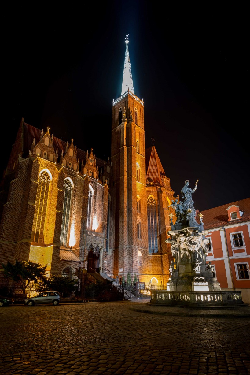 Wrocław, Poland : Kolegiata Świętego Krzyża i św. Bartłomieja we Wrocławiu : 2015-02-13