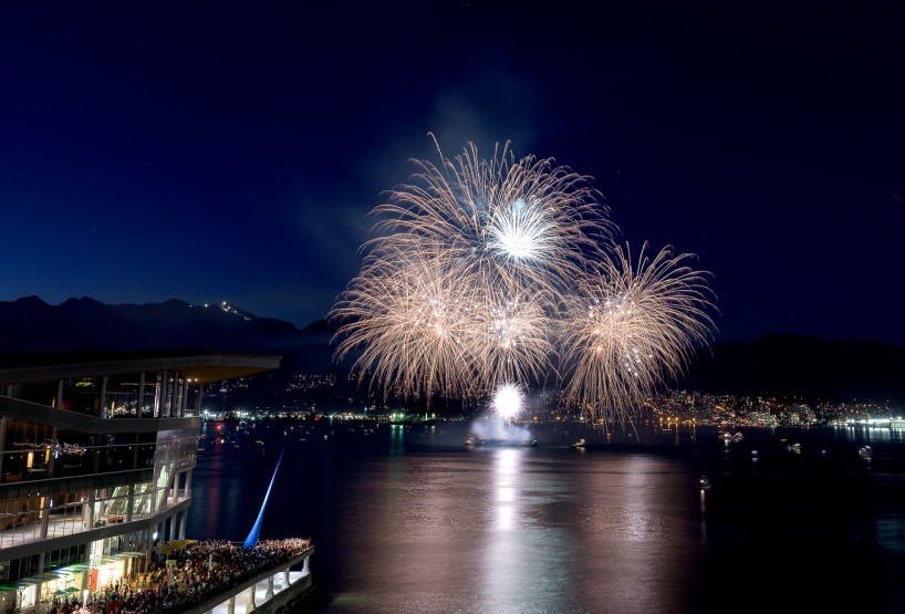 Canada Day Fireworks - Canada Place, Vancouver, BC - 2015-07-01 : 6